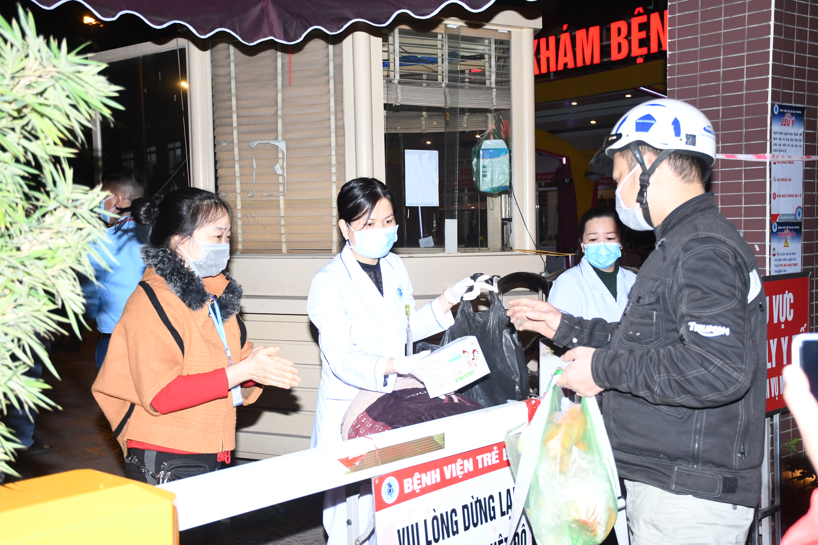 218 trường hợp bắt đầu thực hiện cách ly y tế tập trung
